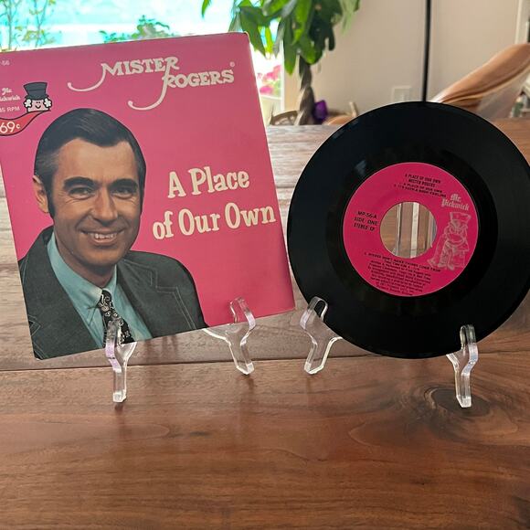 Mister Rogers A Place Of Our Own 45rpm 7" EP 1977 Mr. Pickwick MP-56 - Picture 1 of 8